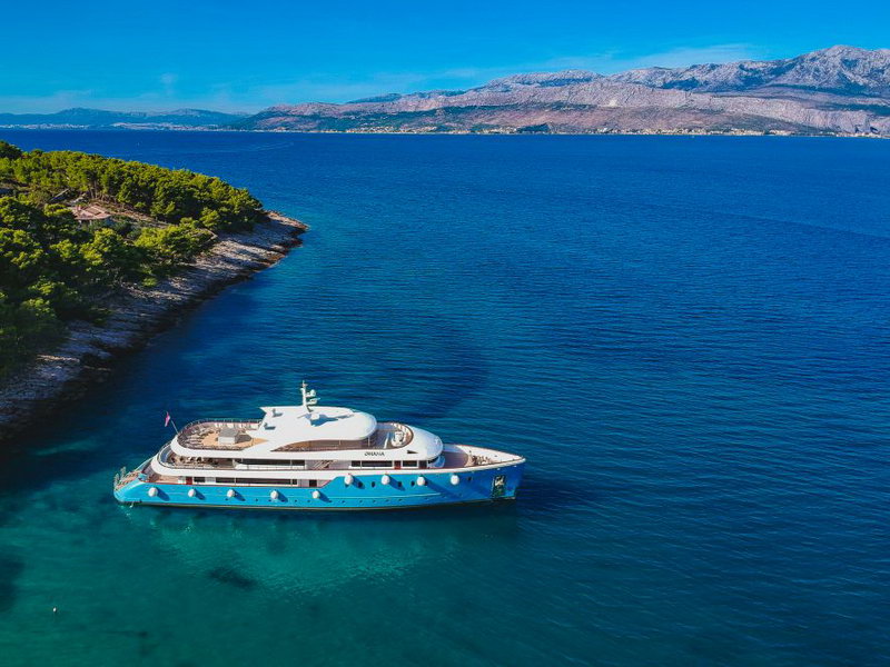 luxury yacht charter Croatia